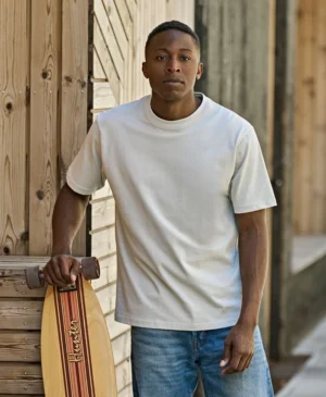 T-Shirt: UNLABELED Loose Fit Tee